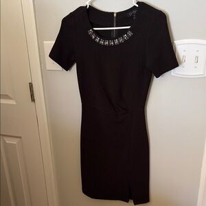 Jessica Simpson Black Jewel-Neck Short Sleeve Dress